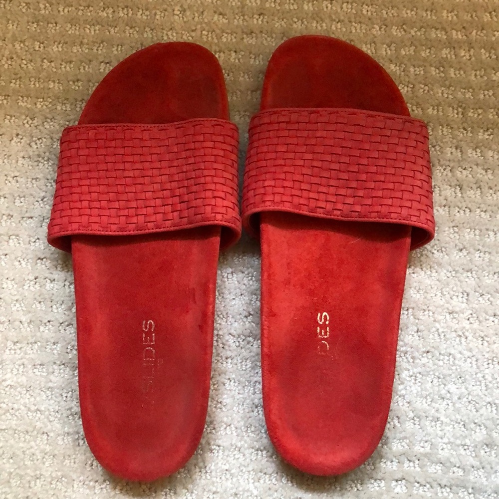 J/Slides Naomi Sandal 7.5
